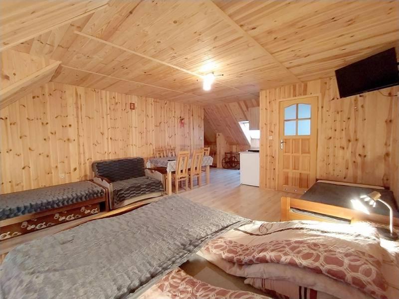 Homestay Goscinne U Beatki Czarna Gora